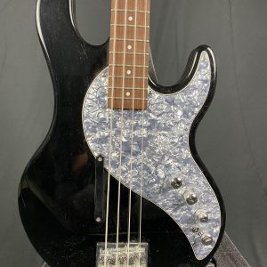 Line 6 Varix Bass 700
